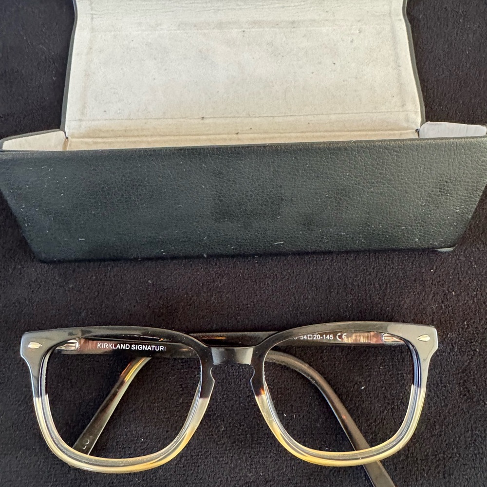Tortoise Shell Gradient Eyeglass Frames - image 3